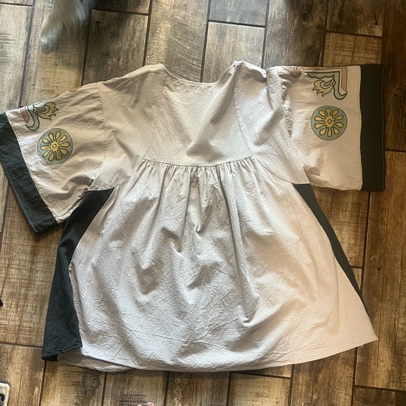 Fall Embroidered Dress - Picture 3 of 6